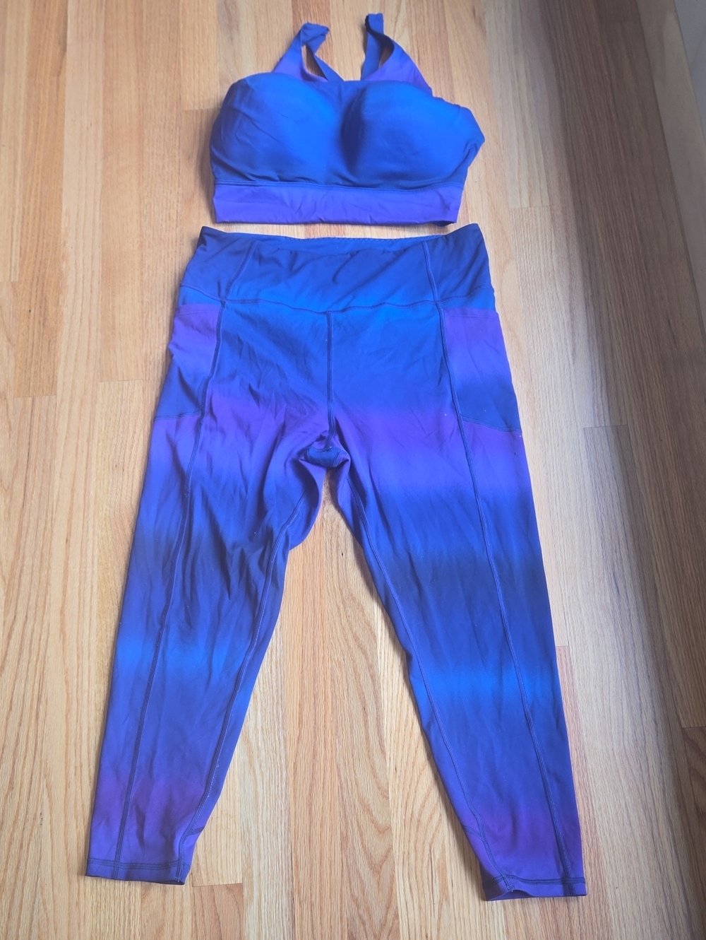 Victoria's Secret 38DD Sixe 16 Legging Blue and Purple Ombre High-Waist Leggings